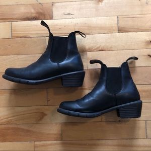 Blundstone Heeled Chelsea Boots - Black US 6